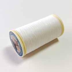 オートクチュール刺繍糸　フィラガン（Gloving thread)