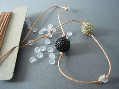 ワックスコットンコード Φ１ｍｍ　ライトブラウン　使用例